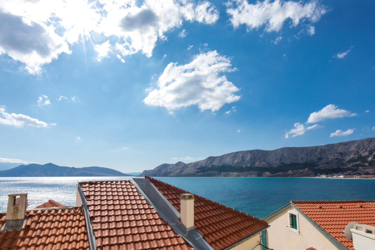 Apartments Darko Near The Sea Башка Екстер'єр фото